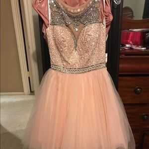 💚SOLD💚 BRAND NEW Pink Sherri Hill Cocktail Dress